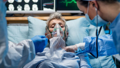 Photo of Over 100,000 Americans are Hospitalized with COVID-19, Setting a New Record and Prompting New Warnings