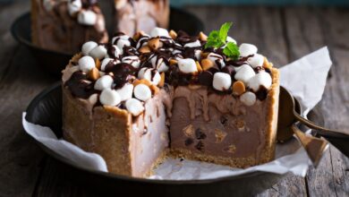 Photo of The 6 Tips You Need to Create the Perfect Ice Cream Cake for Summer