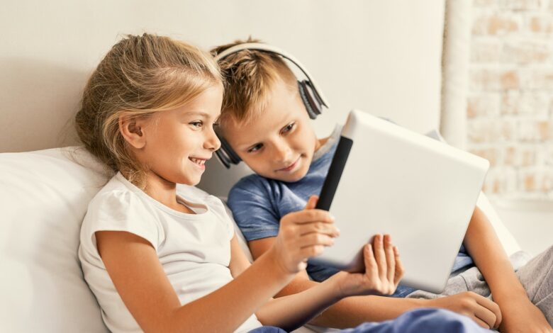 Assessing the effects of too much internet time for kids – Daily Access ...